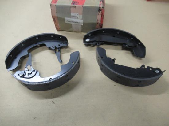 60750854 Remschoenset