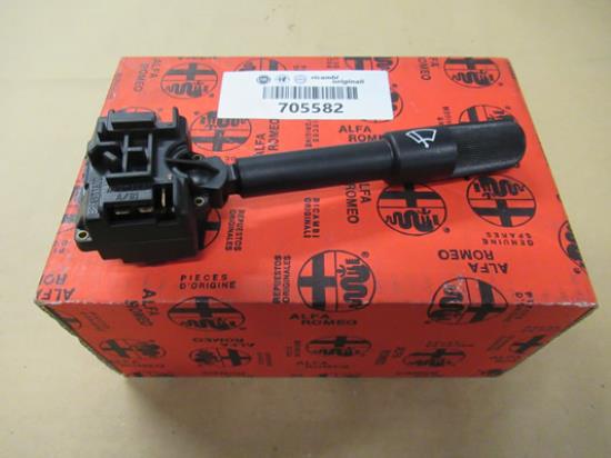 705582 Stuurschakelaar rechts voor bediening ruitenwissers