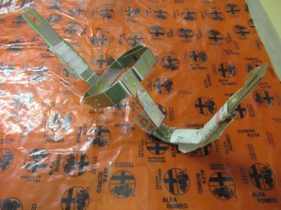 82486612 Beugel achterklep vergrendeling