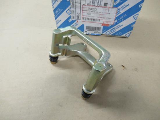 9946573 Remklauw beugel achterzijde