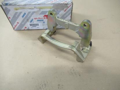 9946895 Remklauw beugel voorzijde