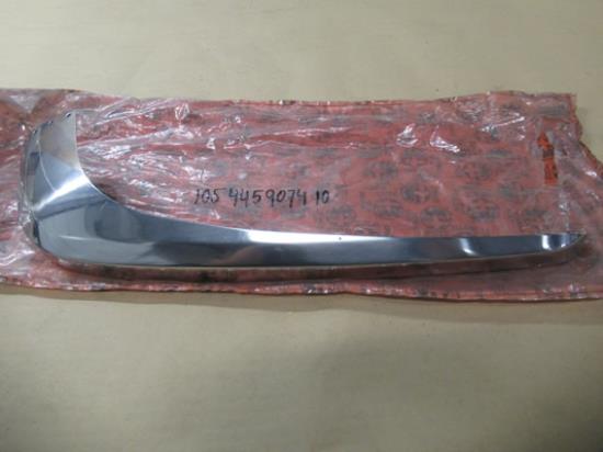 105445907410 Bumperhoek rechtsachter