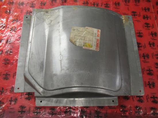 116469003600 Uitlaat beschermplaat