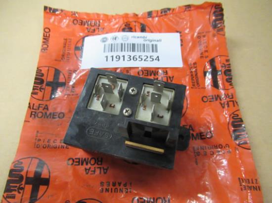 1191365254 Relais