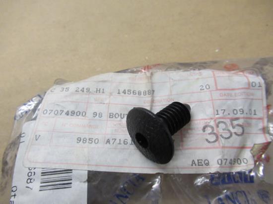 14568887 Knop interne paneel