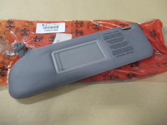 156027488 Zonneklep linkerzijde