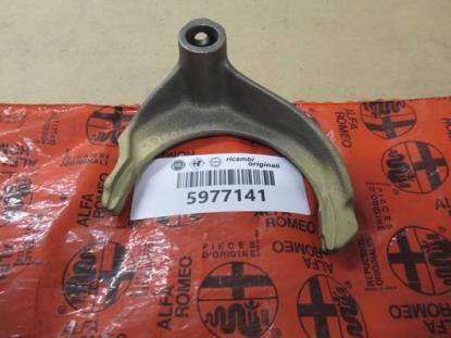 5977141 Schakelvork 1e en 2e versnelling