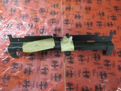 60653815 Dashboardkastje scharnier  Alfa Romeo 156