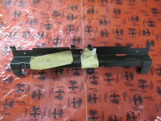 60653815 Dashboardkastje scharnier  Alfa Romeo 156