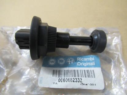 60682332 Achterklep houder