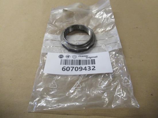 60709432 Naafmoer voorwiel