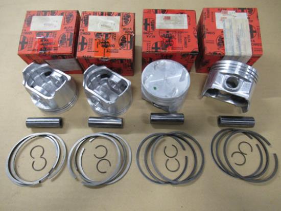 60755053S Zuiger met zuigerveren set 1.7 16V