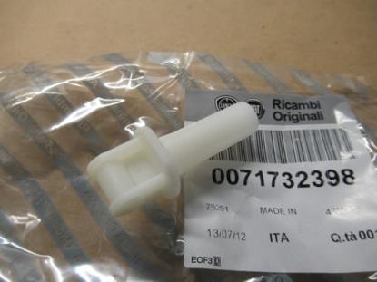 71732398 Koppelingspedaal geleider