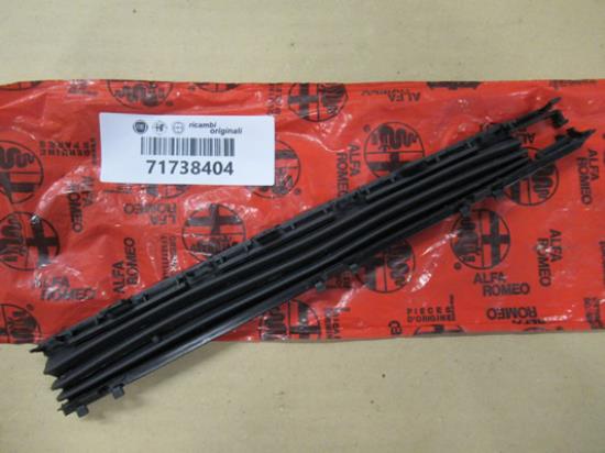 71738404 Beugel opendak rechterzijde