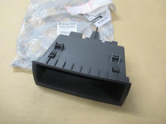 735446912 Dashboard kastje