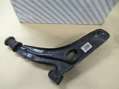 7705616 Draagarm rechtsvoor