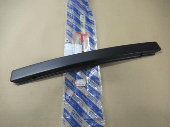 7736367 Sierstuk B-stijl rechterzijde