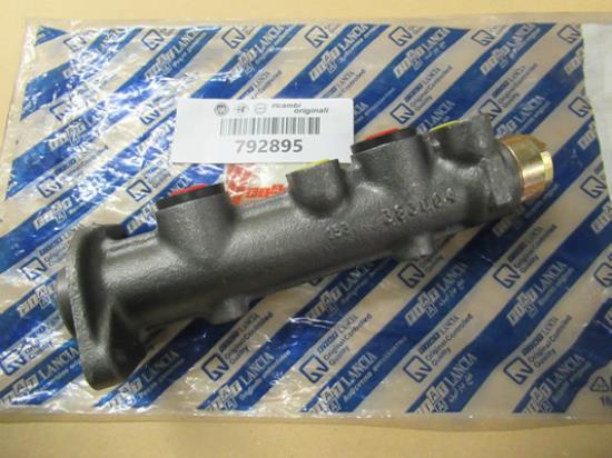 792895 Hoofdremcilinder Fiat Mille Panda Regata Ritmo Uno
