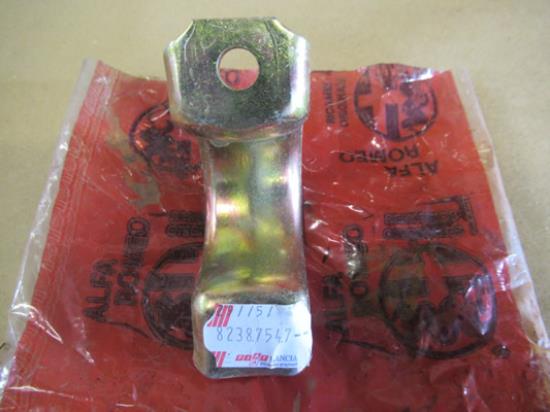 82387547 Voorvering beugel