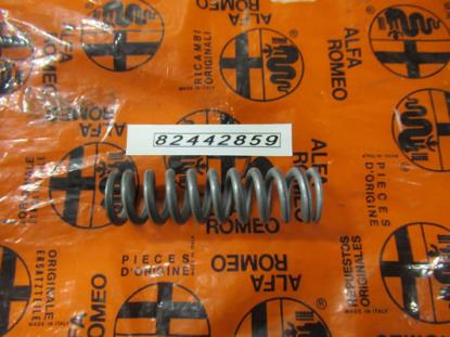 82442859 Koppelingspedaal veer