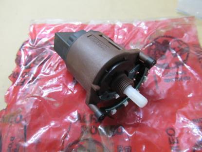 82485975 Lichtschakelaar