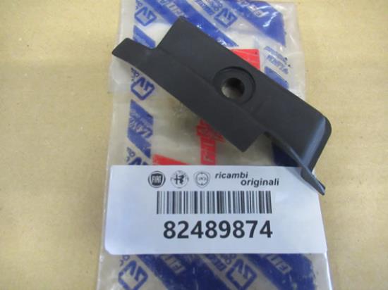 82489874 Voorbumper versterker linkerzijde