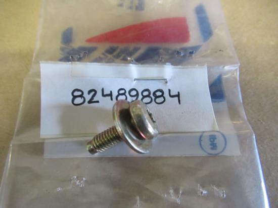 82489884 Voorbumper bout met ring