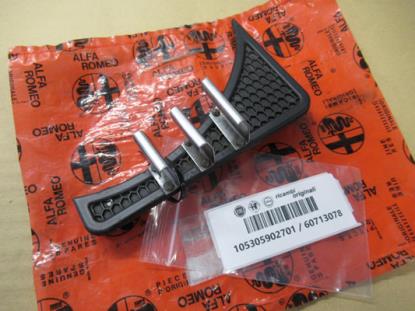 105305902701 Radiator grille linkerzijde