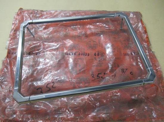 105445903800 Kentekenplaat houder