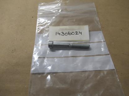 14306024 Bout M6x50