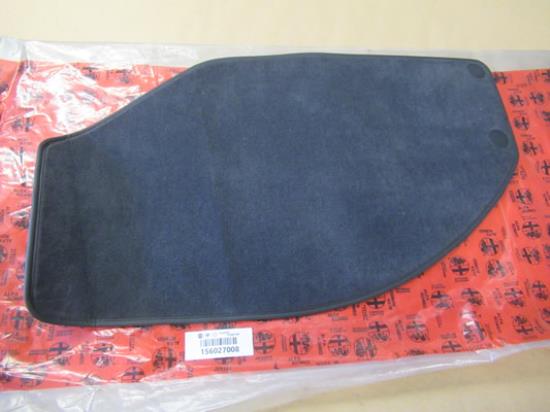 156027008 Vloermat rechtsvoor