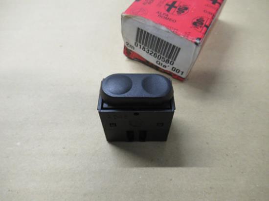 183260580 Rugleuning bedieningsschakelaar voorstoelen