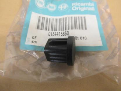 184415860 Voorstoel plug