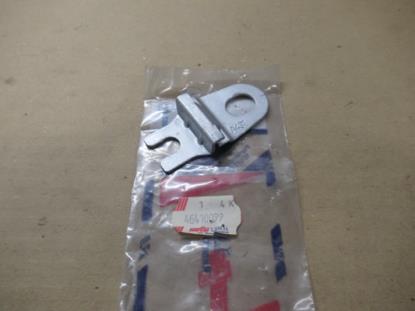 46410099 Achtervering beugel