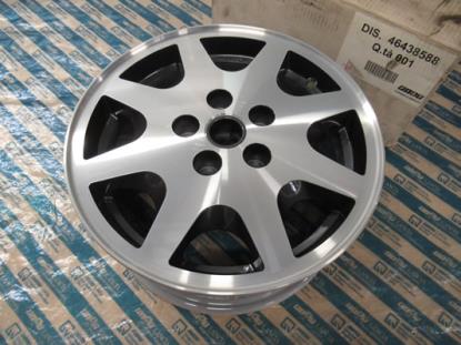 46438588 Velg 6.5x15