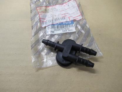 46757634 Koplampwisser aansluiting