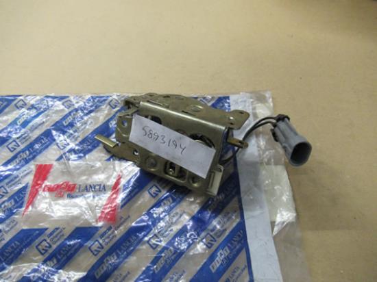 5893194 Portierslot linksachter