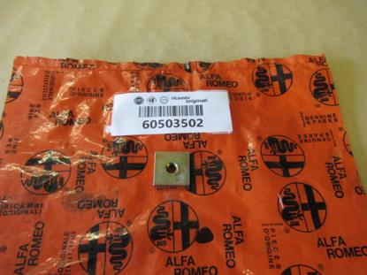 60503502 Bumper moer