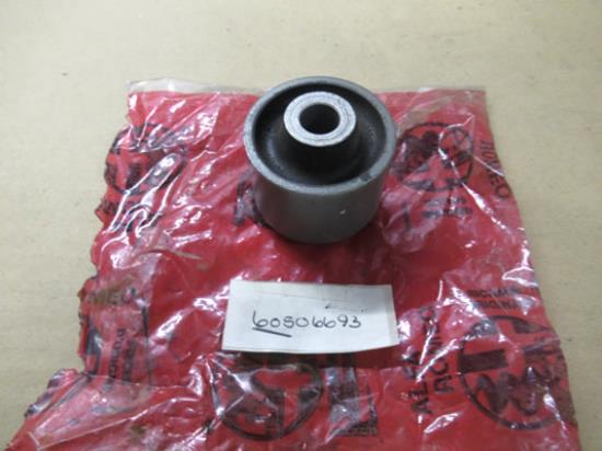 60506693 Draagarmrubber voorzijde