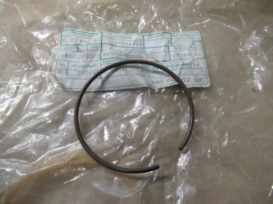 60516726 Afstandstuk