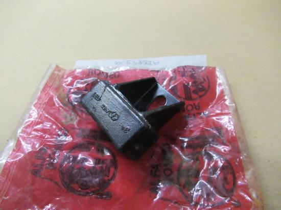 60533526 Radiateur beugel