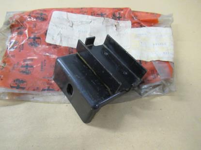 60574557 Radiator beugel