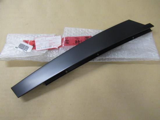 60609524 Sierstuk B-stijl linkerzijde