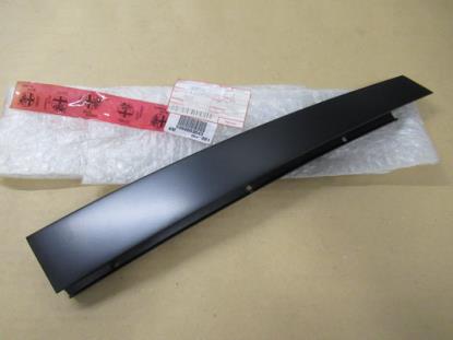 60609543 Sierstuk B-stijl linkerzijde