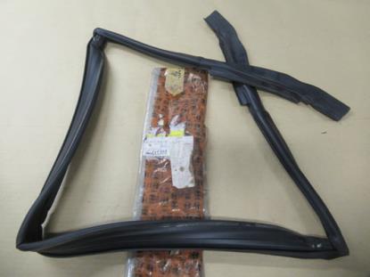 60625222 Voorruit bovenste profielrubber