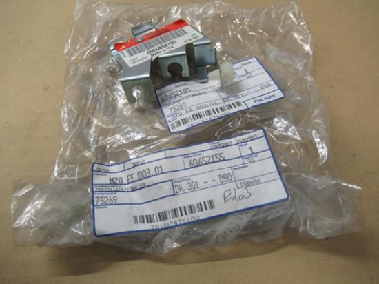 60652155 Hoekstuk beugel remleiding linkerzijde