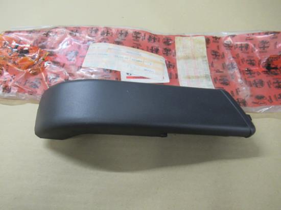 60728655 Bumper sierstuk rechtsvoor