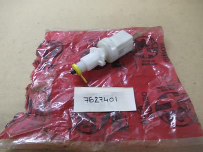 7627401 Remlichtschakelaar