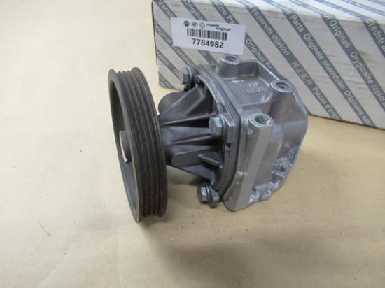 7784982 Waterpomp