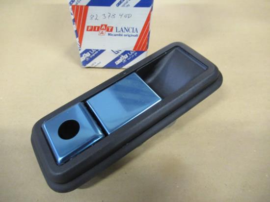 82378400 Deurgreep rechtsvoor